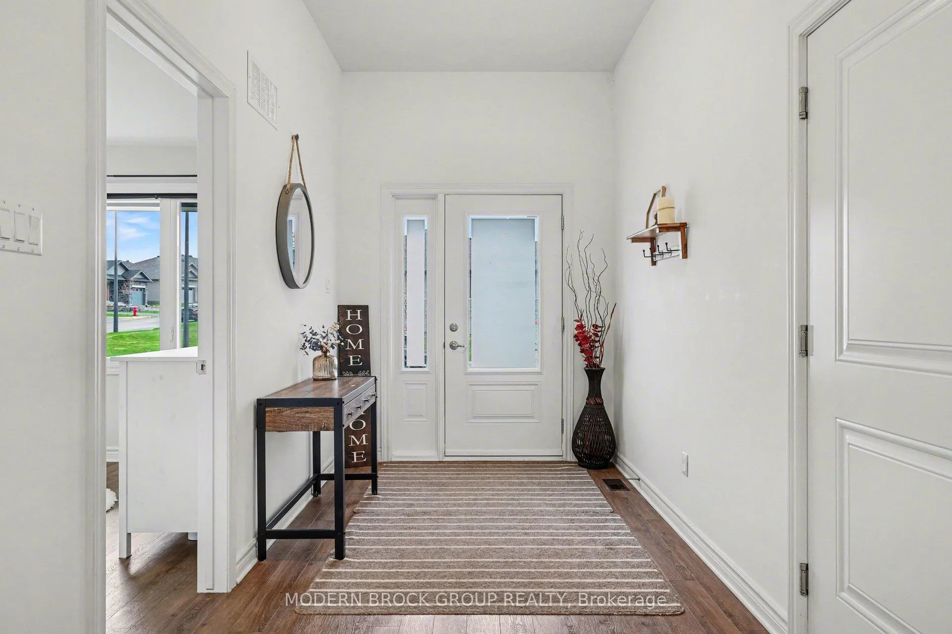 Photo 6 of 17 Douglas Brown Way, Arnprior — HOMEH