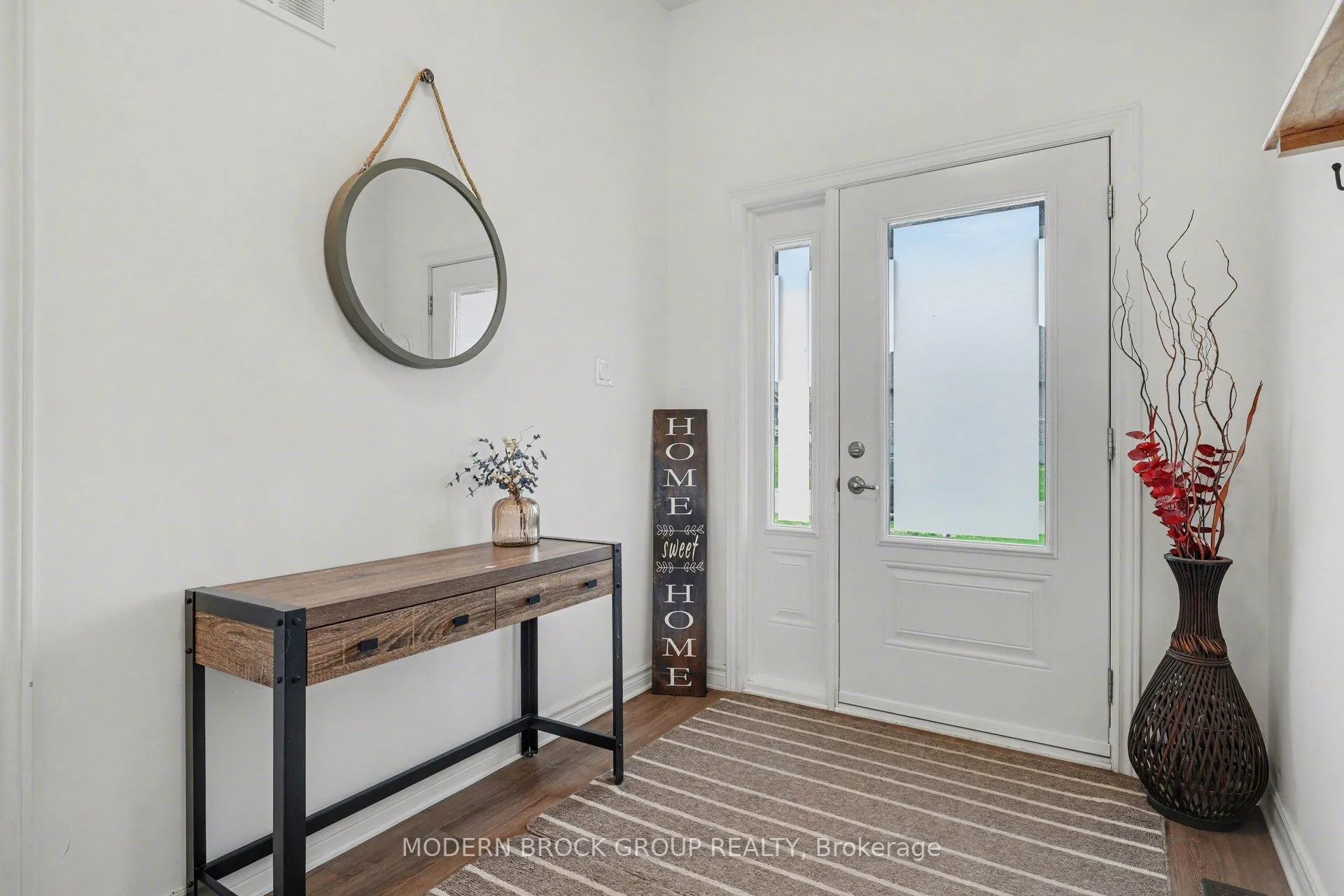 Photo 7 of 17 Douglas Brown Way, Arnprior — HOMEH
