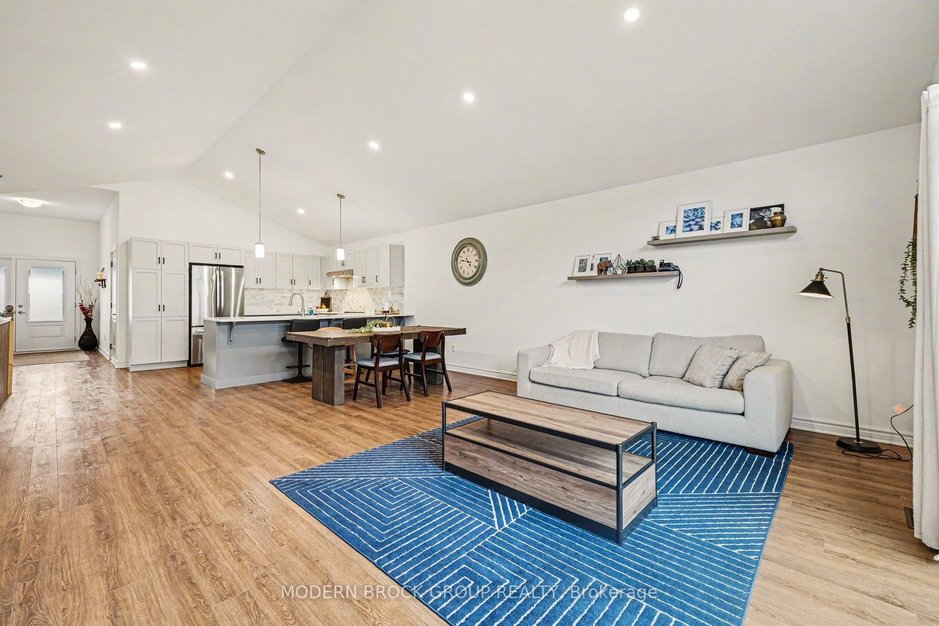 Photo 9 of 17 Douglas Brown Way, Arnprior — HOMEH