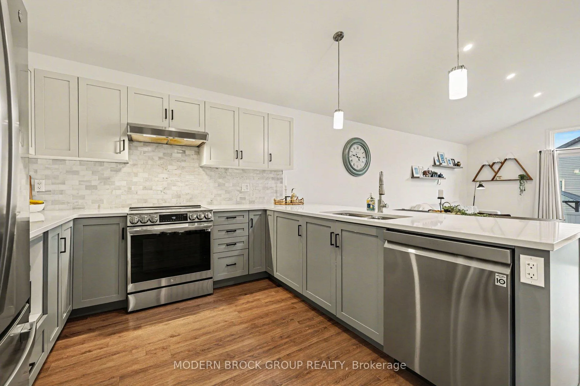 Photo 15 of 17 Douglas Brown Way, Arnprior — HOMEH