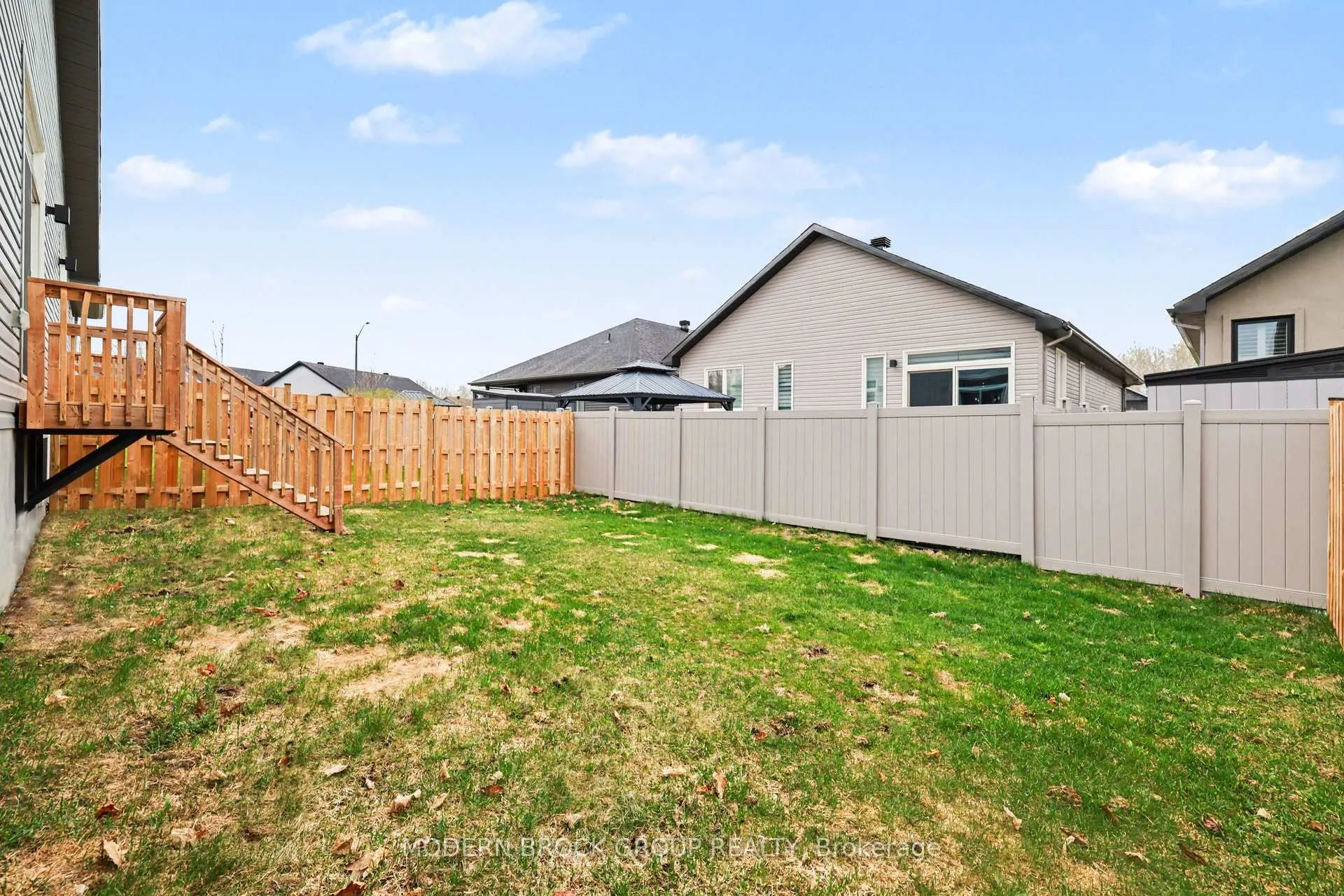Photo 32 of 17 Douglas Brown Way, Arnprior — HOMEH