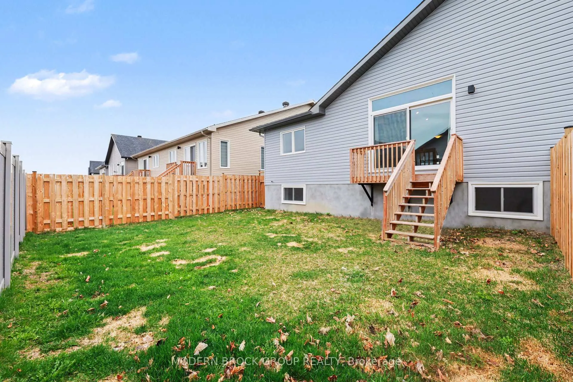 Photo 33 of 17 Douglas Brown Way, Arnprior — HOMEH