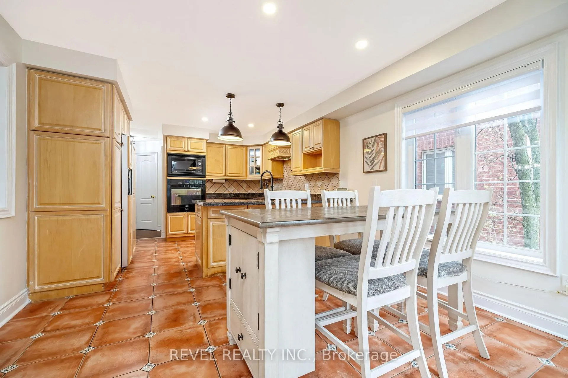 Photo 17 of 62 McNally Street, Halton Hills, Georgetown — HOMEH