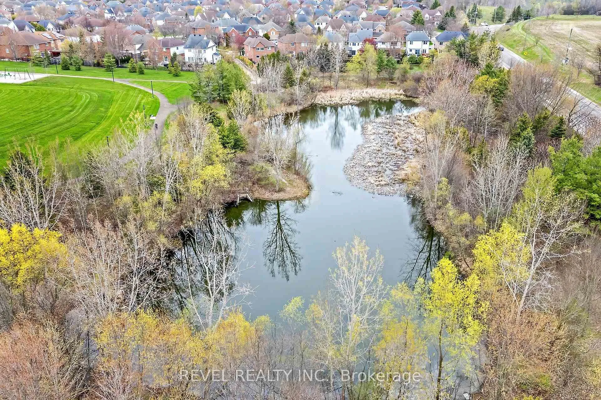 Photo 49 of 62 McNally Street, Halton Hills, Georgetown — HOMEH