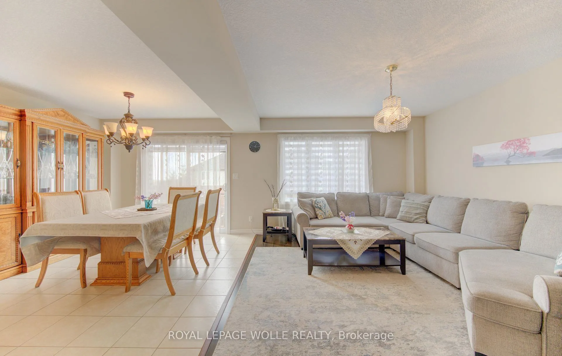 Photo 4 of 430 Avens Street, Waterloo, Columbia Forest/Clair Hills — HOMEH