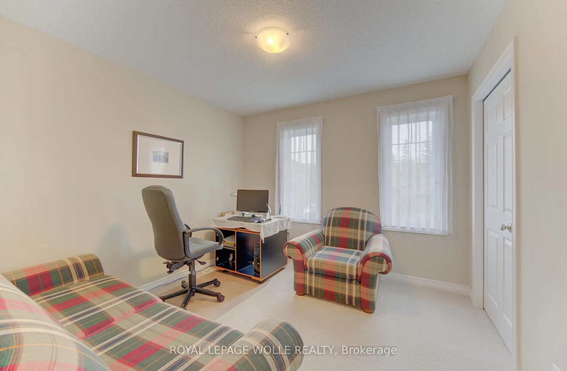 Photo 20 of 430 Avens Street, Waterloo, Columbia Forest/Clair Hills — HOMEH