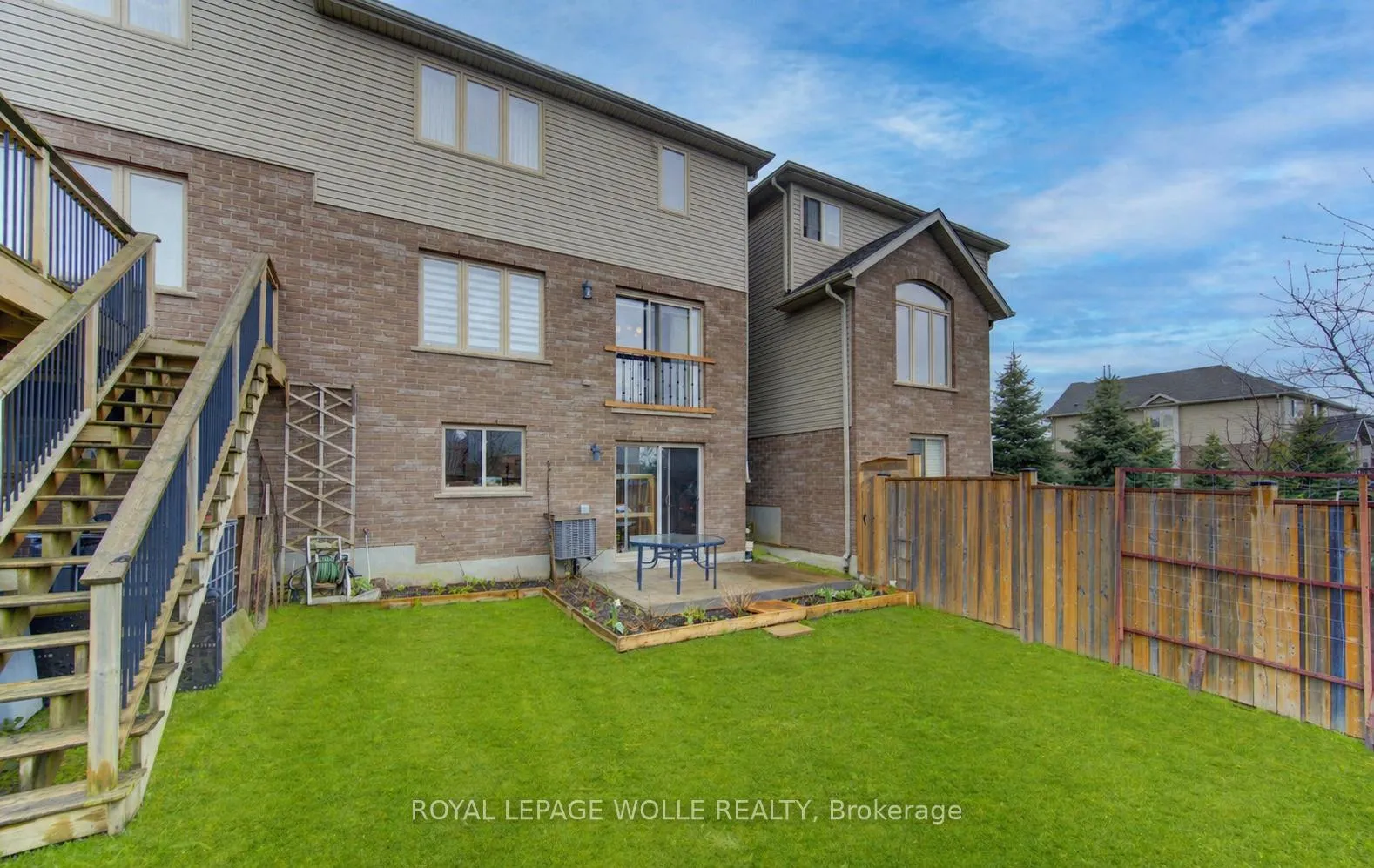 Photo 22 of 430 Avens Street, Waterloo, Columbia Forest/Clair Hills — HOMEH