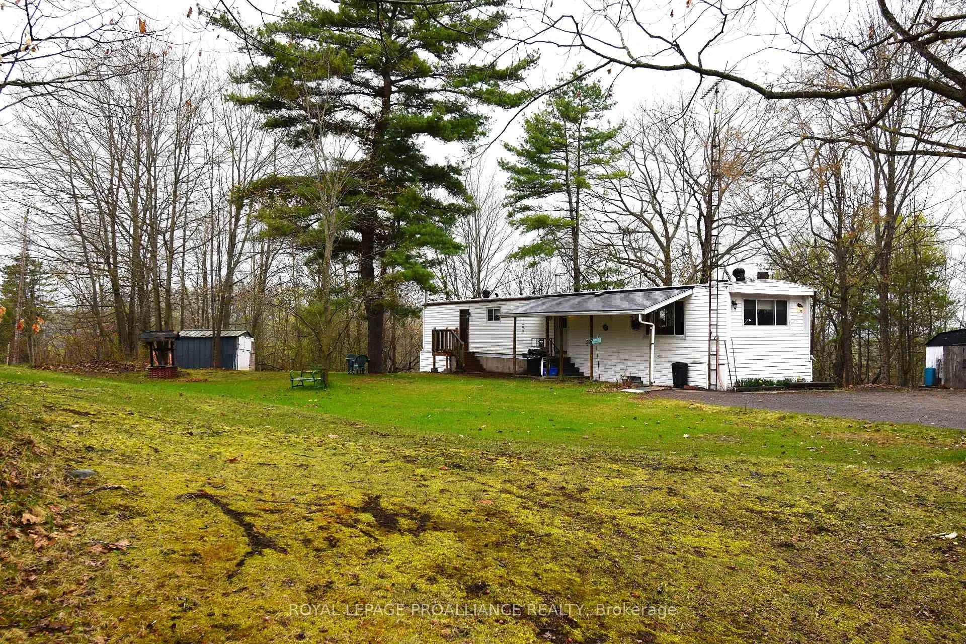 Front of 1177 Tuftsville Road