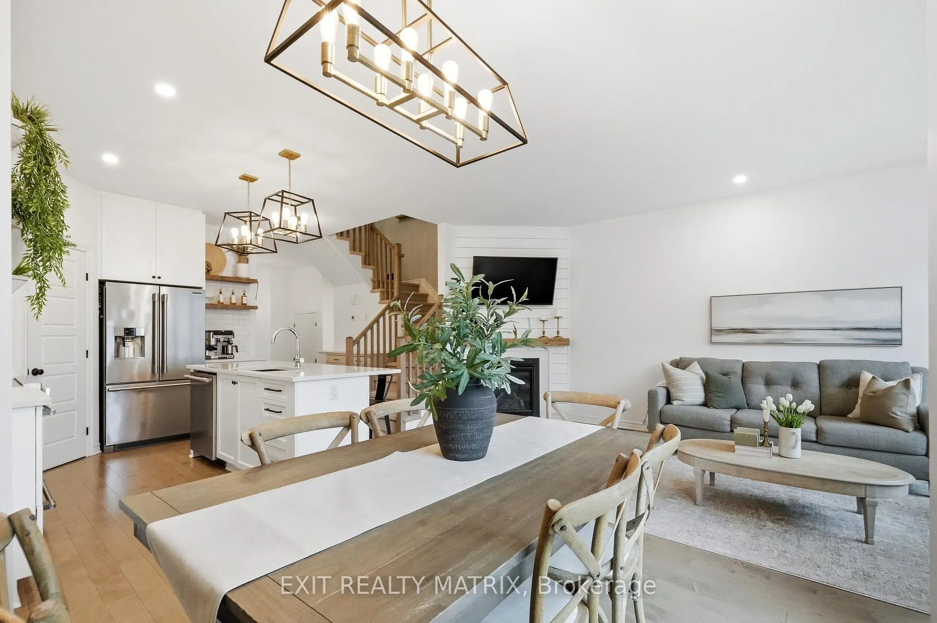Photo 11 of 553 Jackdaw Avenue, Ottawa, Barrhaven - Half Moon Bay — HOMEH