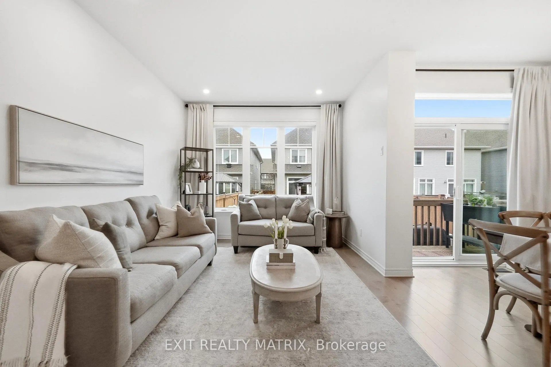 Photo 13 of 553 Jackdaw Avenue, Ottawa, Barrhaven - Half Moon Bay — HOMEH