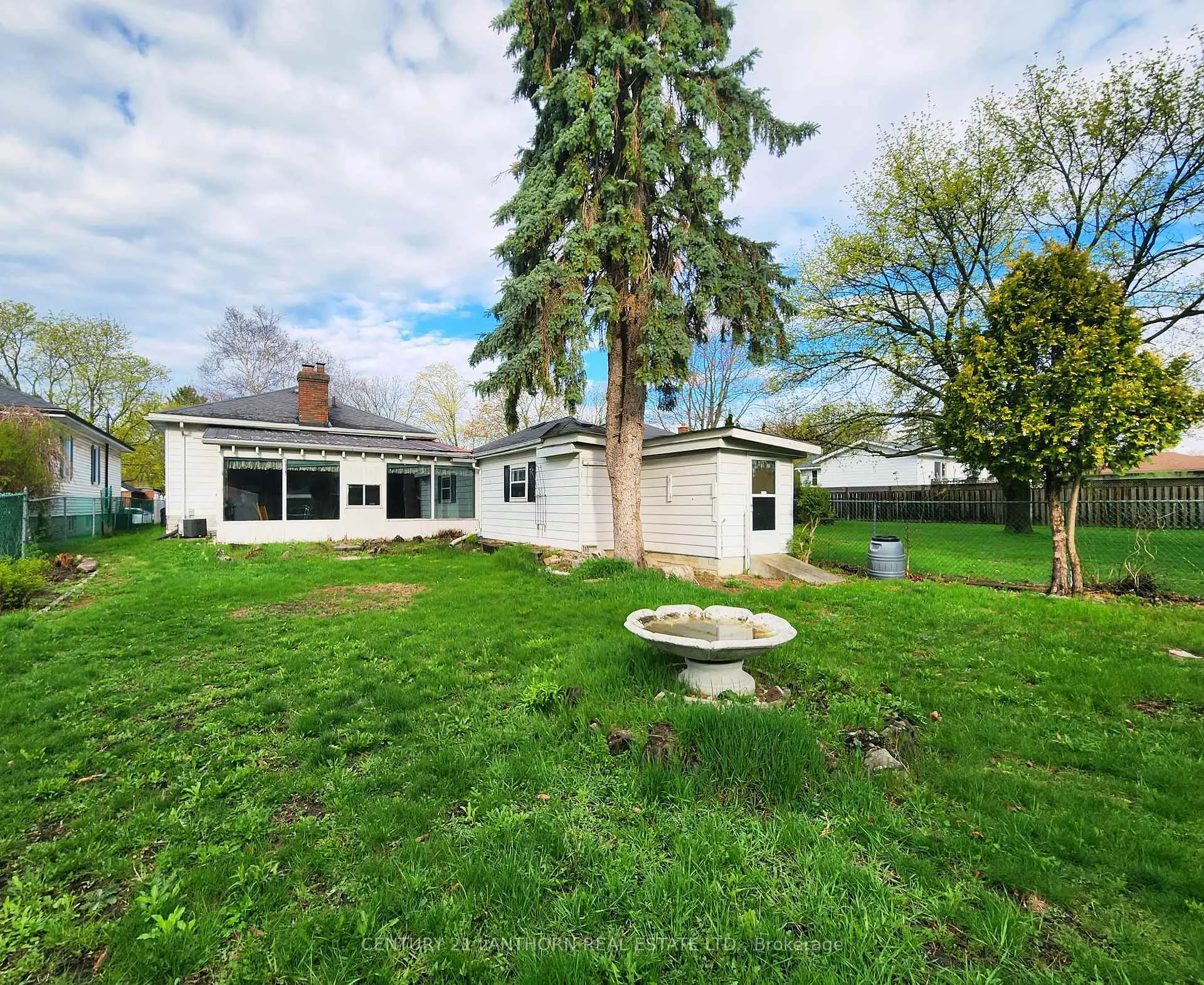 Photo 2 of 233 Herchimer Avenue, Belleville, Belleville Ward — HOMEH