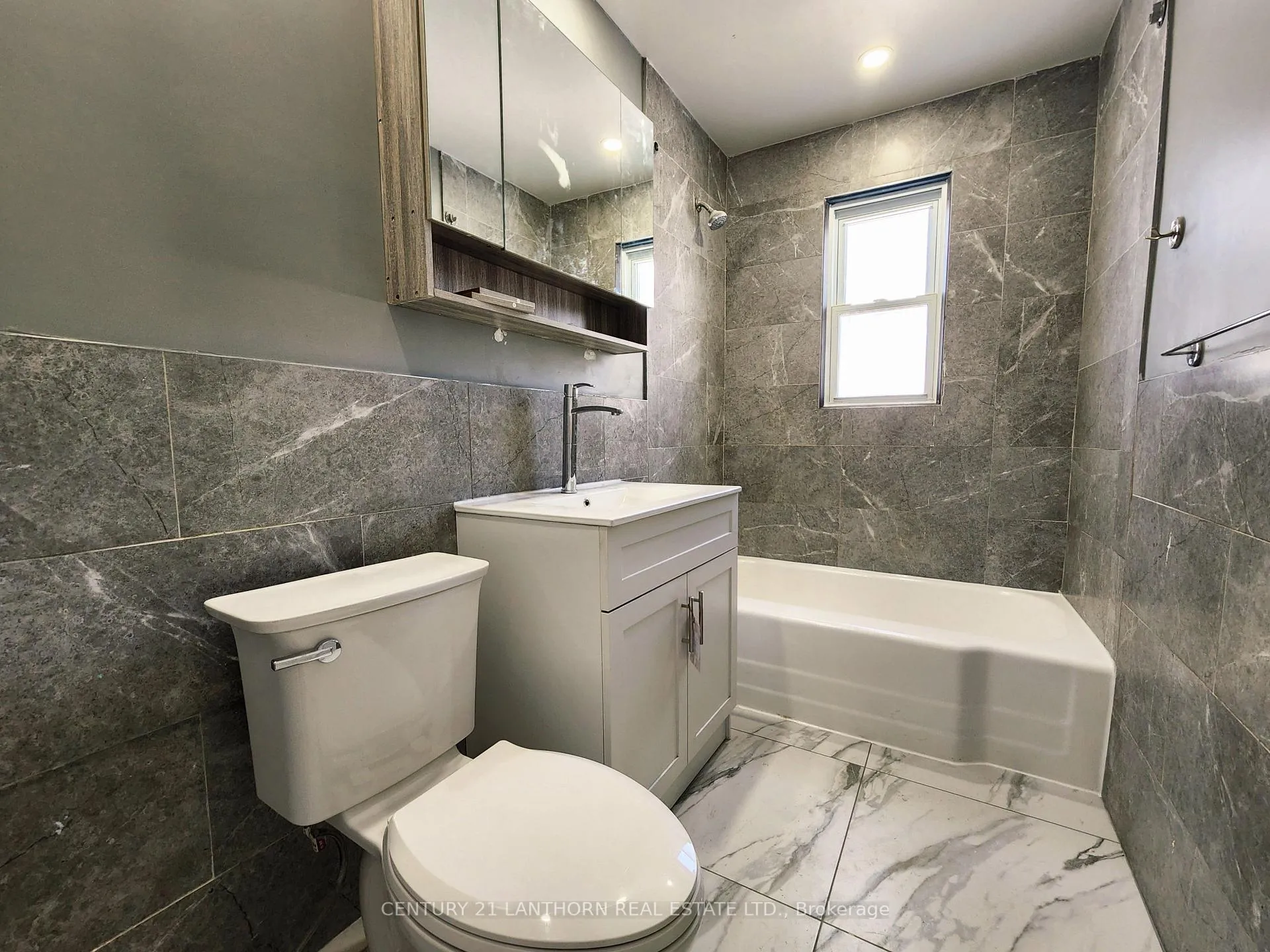 Photo 7 of 233 Herchimer Avenue, Belleville, Belleville Ward — HOMEH