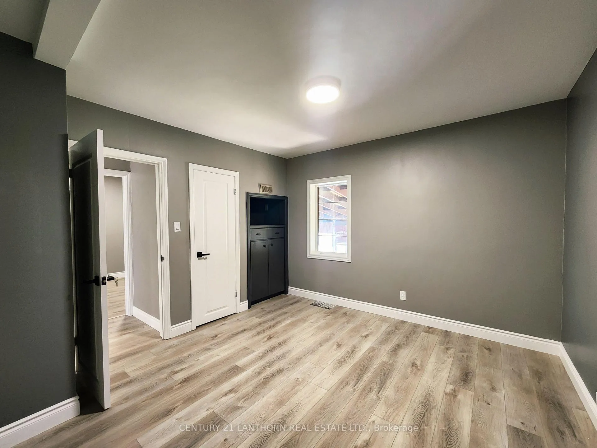 Photo 8 of 233 Herchimer Avenue, Belleville, Belleville Ward — HOMEH