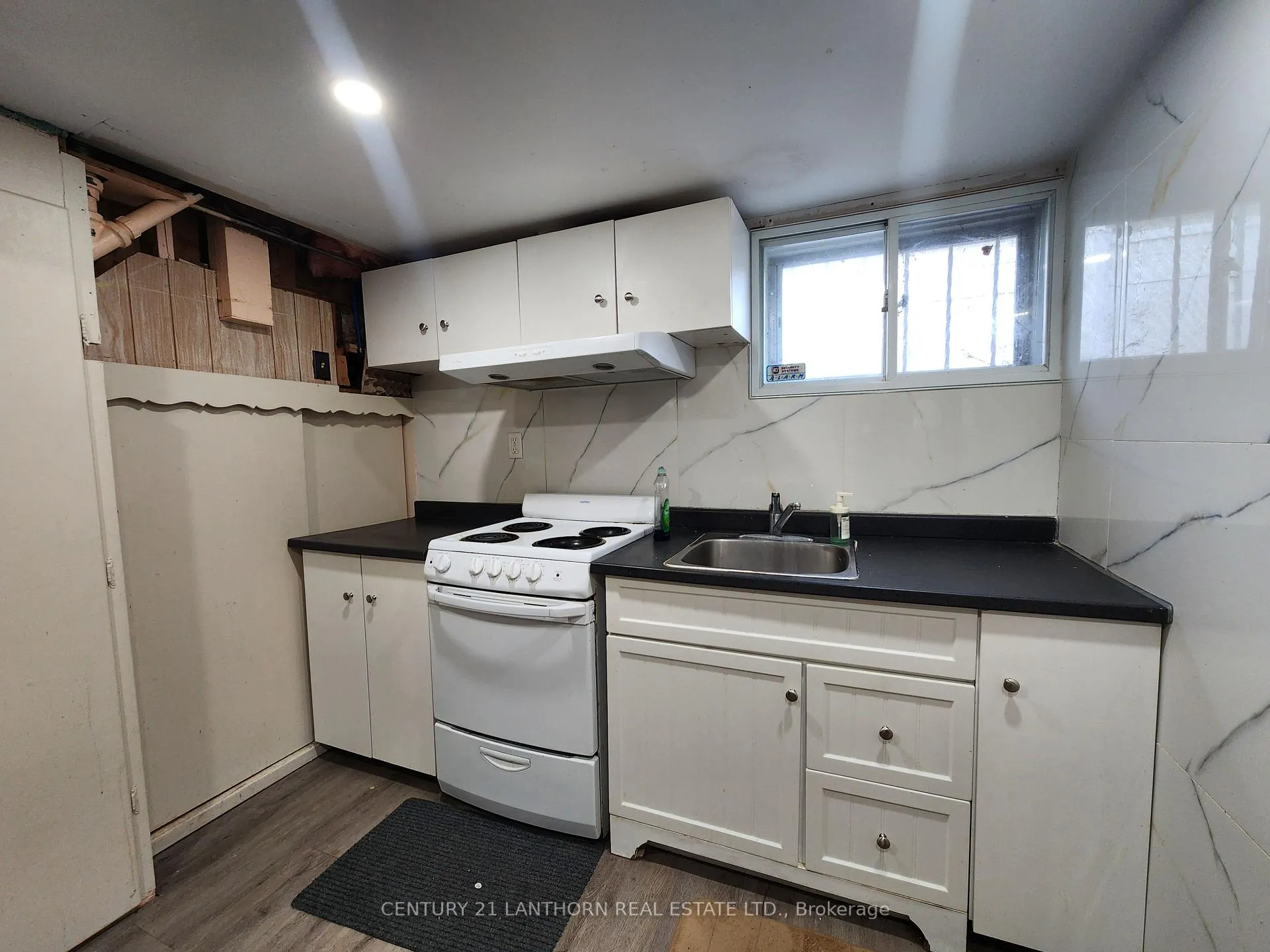 Photo 18 of 233 Herchimer Avenue, Belleville, Belleville Ward — HOMEH