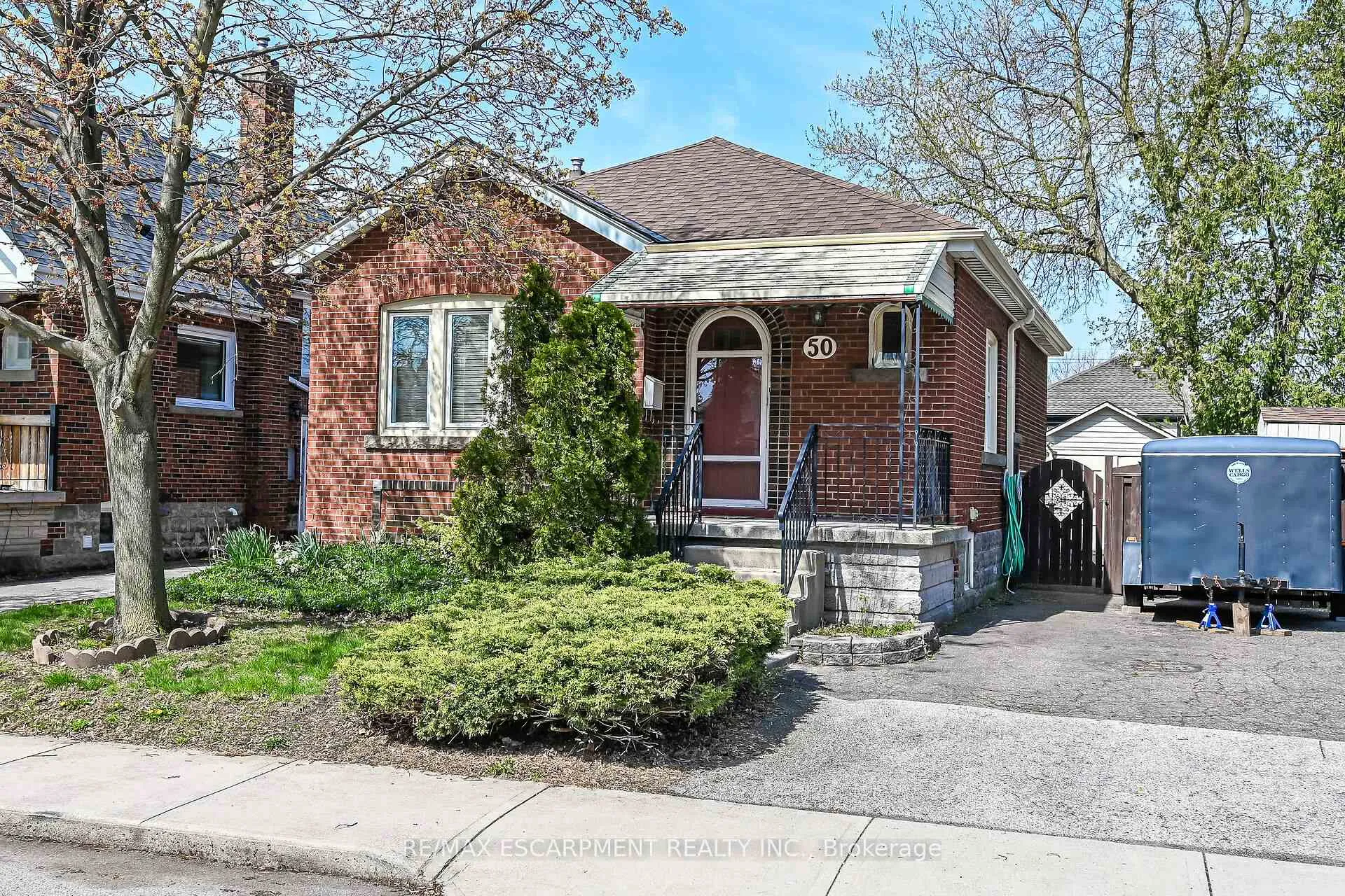 Photo 1 of 50 East 12TH Street, Hamilton, Inch Park — HOMEH