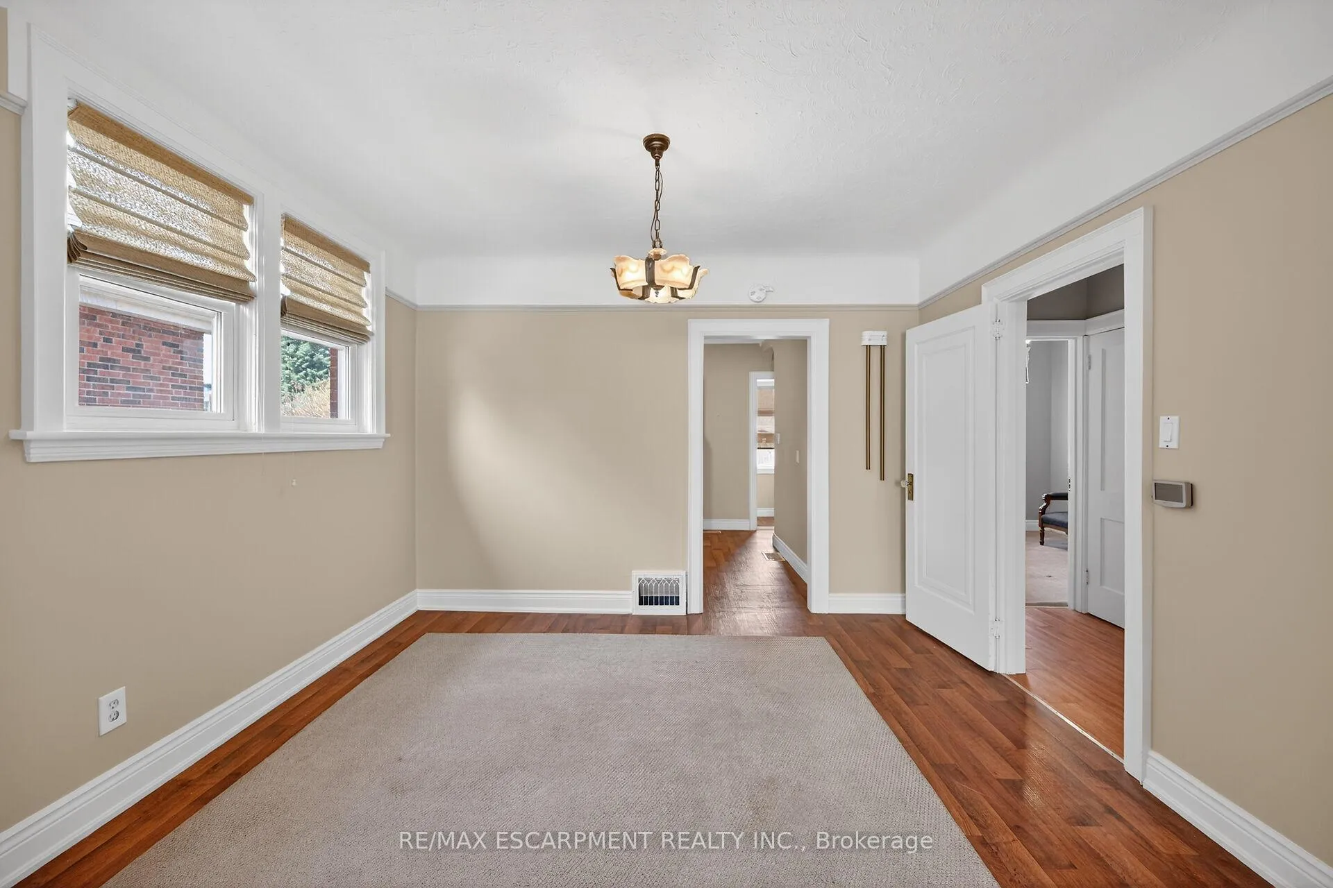 Photo 9 of 50 East 12TH Street, Hamilton, Inch Park — HOMEH