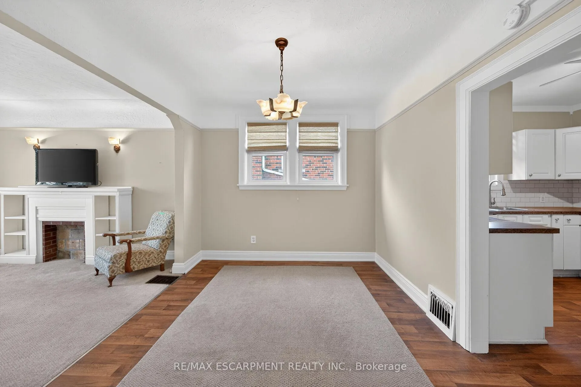 Photo 10 of 50 East 12TH Street, Hamilton, Inch Park — HOMEH