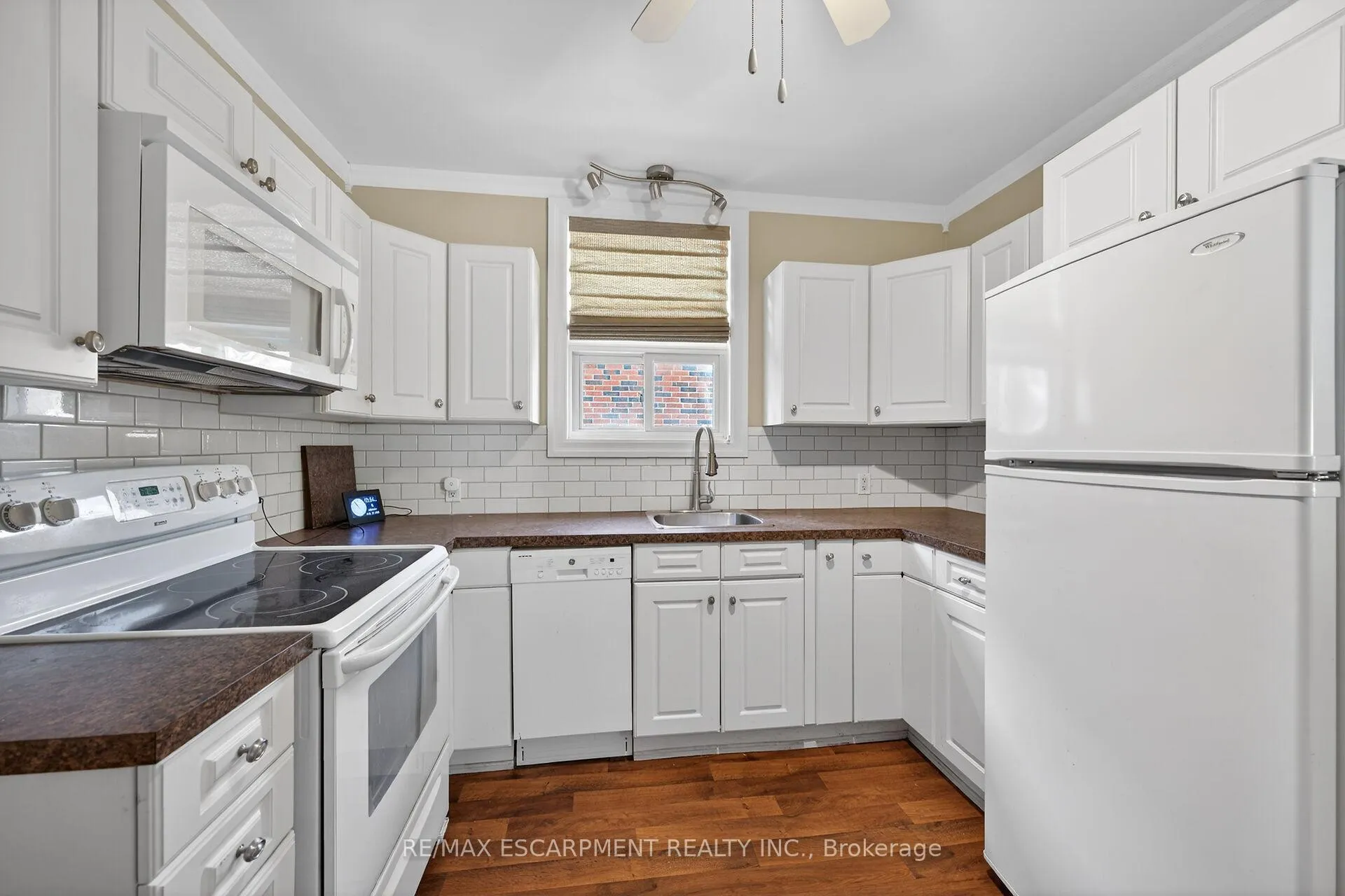 Photo 13 of 50 East 12TH Street, Hamilton, Inch Park — HOMEH