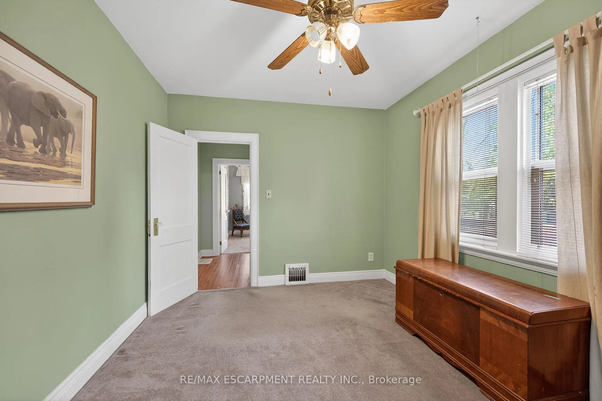 Photo 18 of 50 East 12TH Street, Hamilton, Inch Park — HOMEH