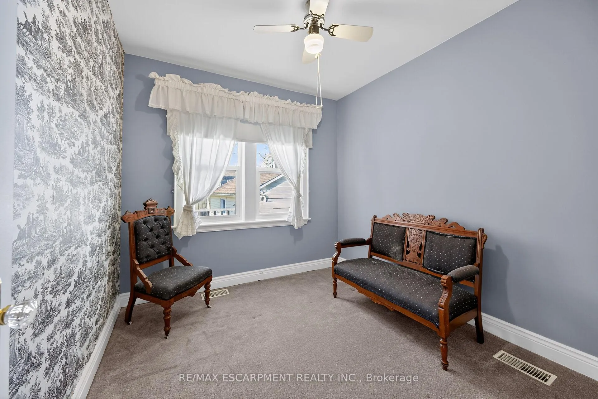 Photo 19 of 50 East 12TH Street, Hamilton, Inch Park — HOMEH