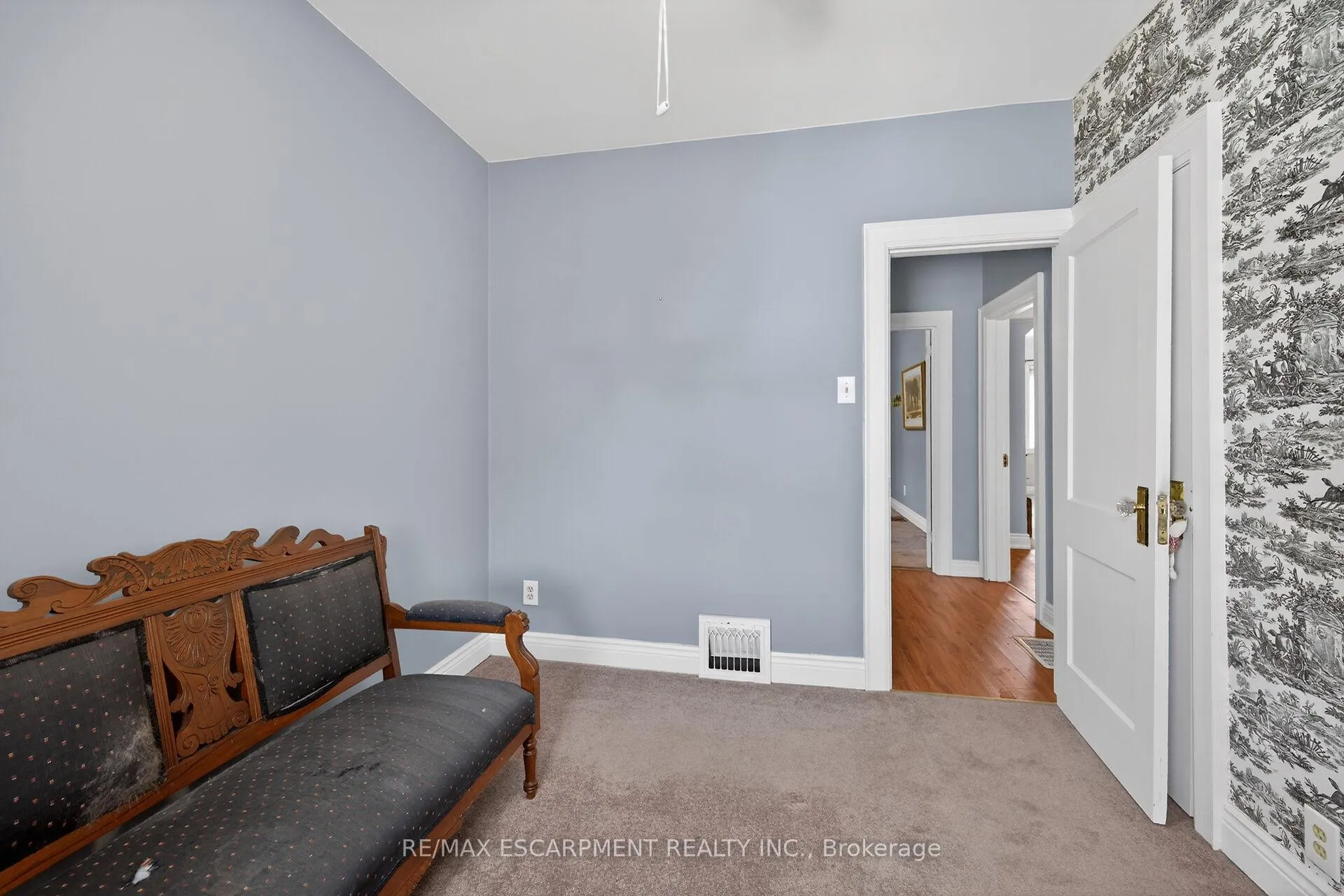 Photo 20 of 50 East 12TH Street, Hamilton, Inch Park — HOMEH