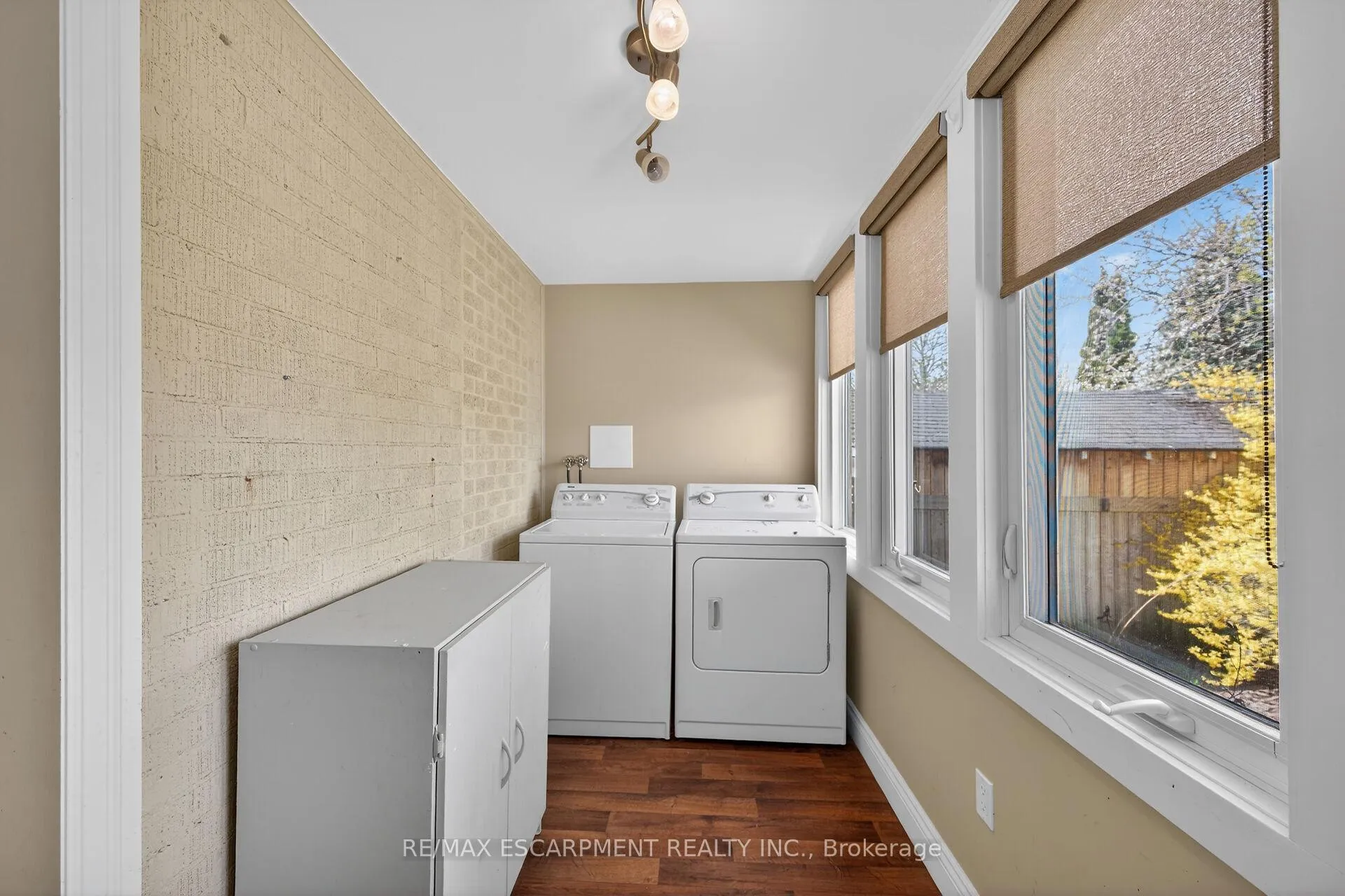 Photo 24 of 50 East 12TH Street, Hamilton, Inch Park — HOMEH