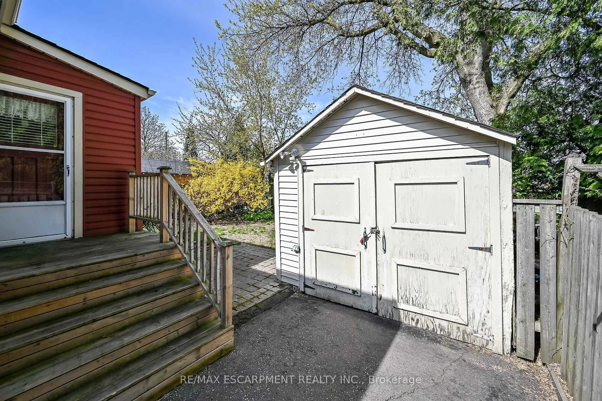 Photo 40 of 50 East 12TH Street, Hamilton, Inch Park — HOMEH