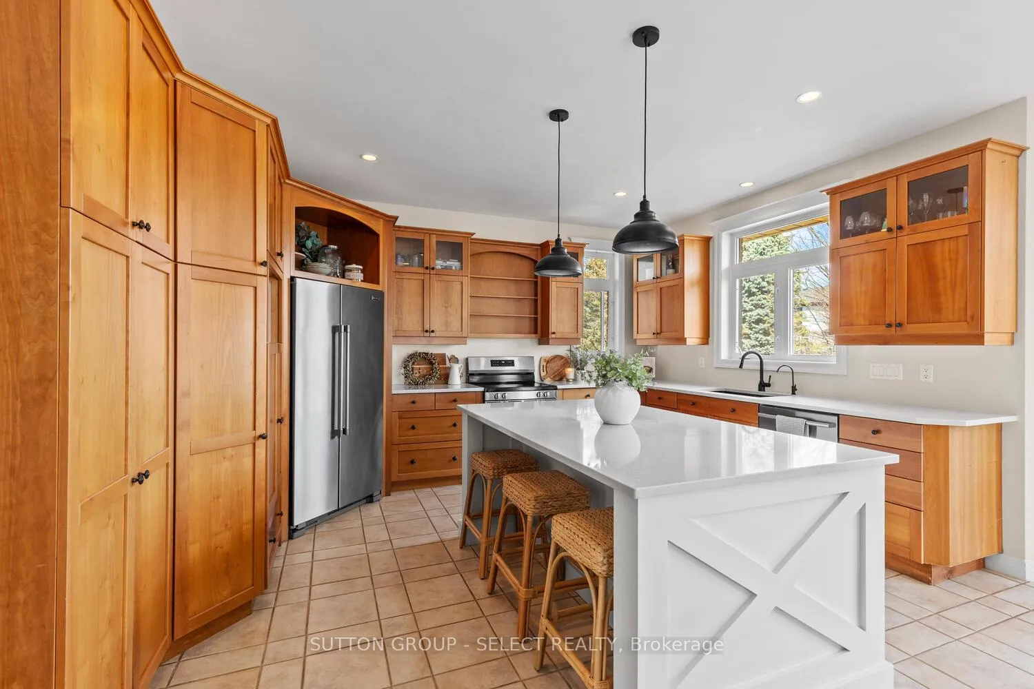 Photo 13 of 2610 Emerson Street, Strathroy-Caradoc, Mount Brydges — HOMEH