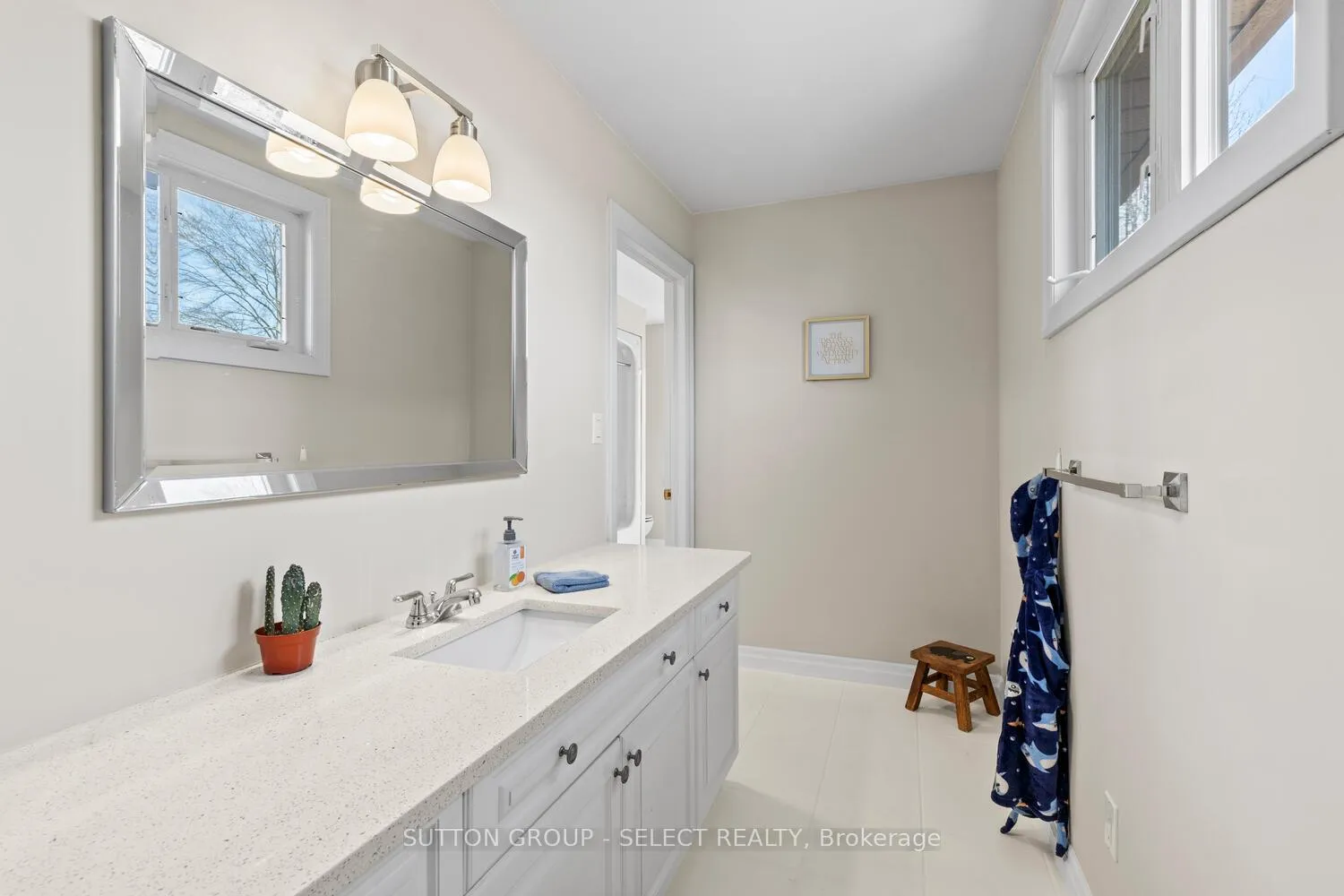 Photo 28 of 2610 Emerson Street, Strathroy-Caradoc, Mount Brydges — HOMEH