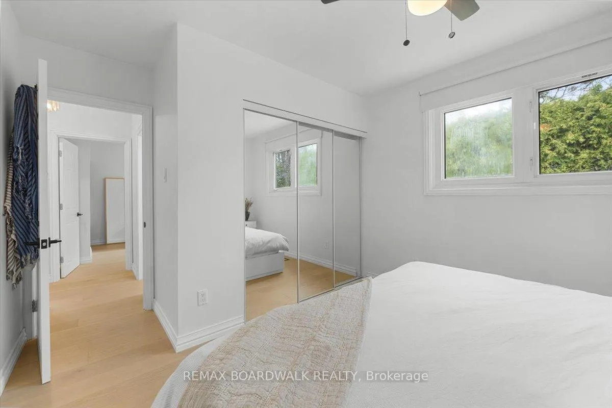 Photo 19 of 19 Spring Garden Avenue, Ottawa, Meadowlands/Crestview — HOMEH