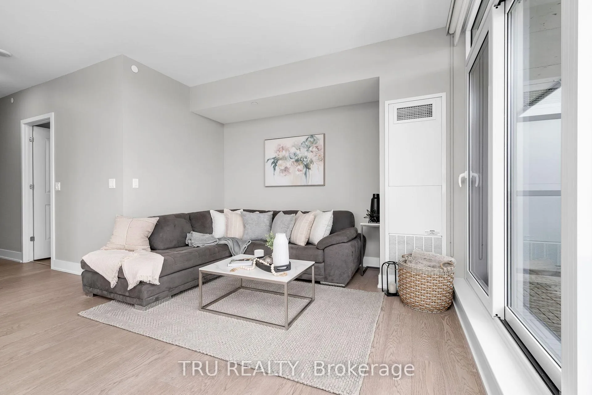 Photo 7 of Unit 910, 485 Richmond Road, Ottawa, Westboro West — HOMEH