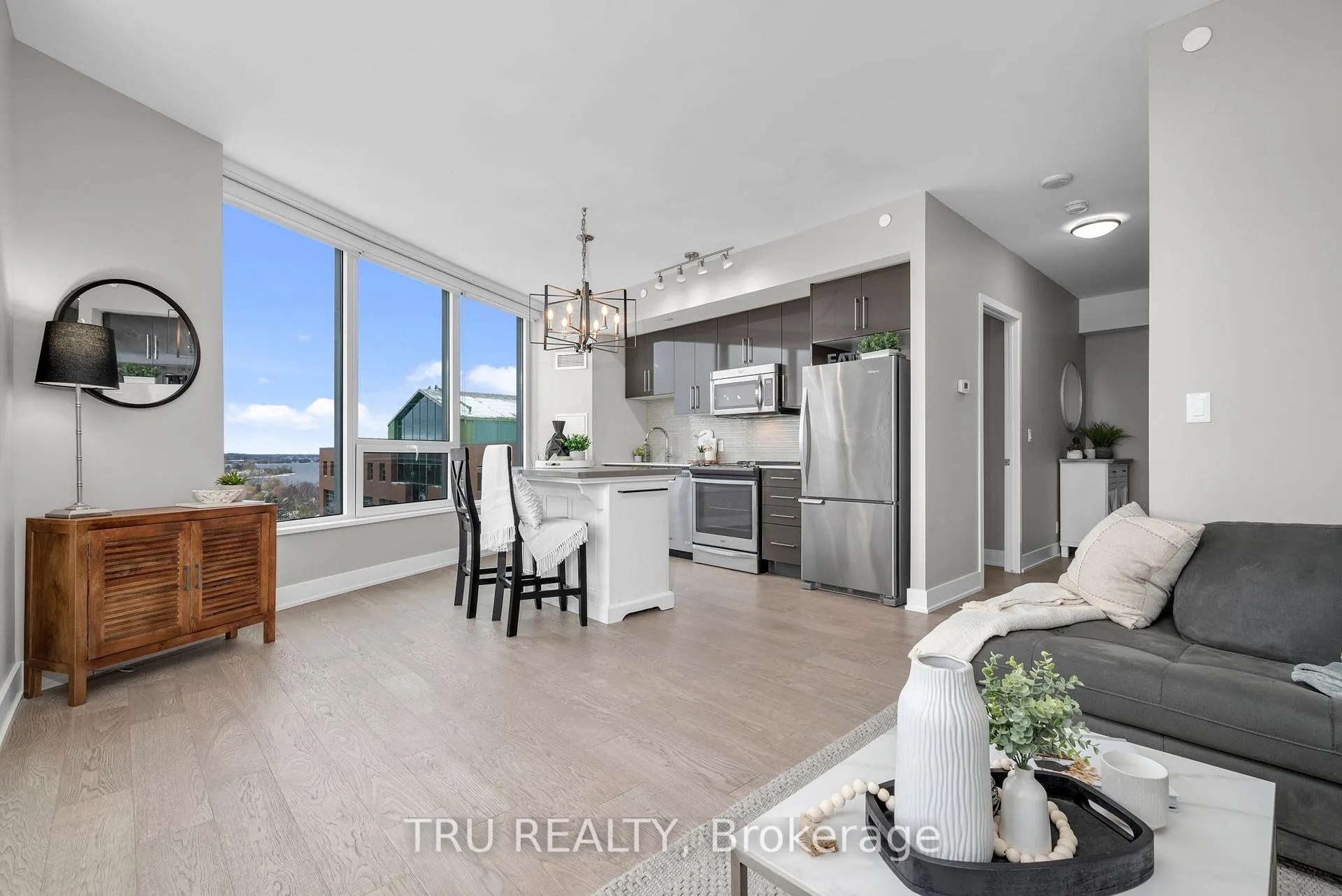 Photo 9 of Unit 910, 485 Richmond Road, Ottawa, Westboro West — HOMEH