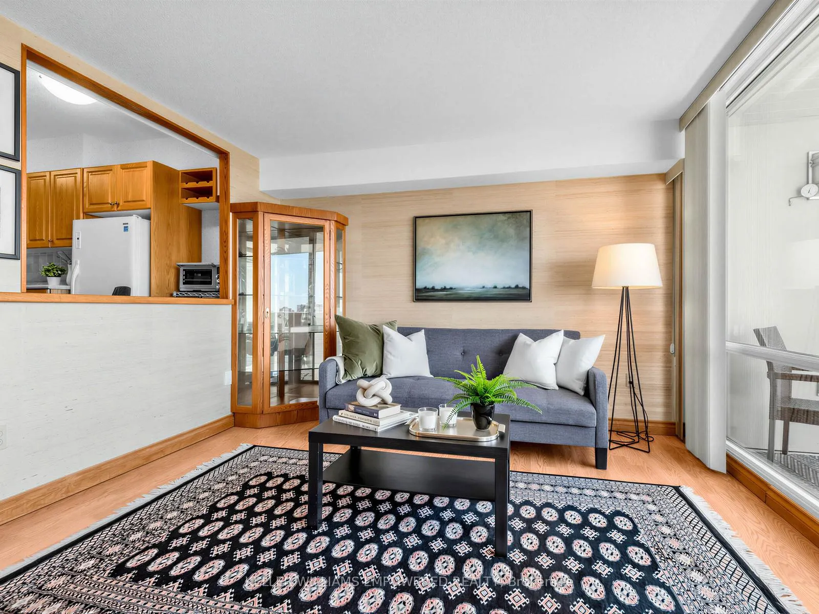 Photo 11 of Unit 2012, 260 Scarlett Road, Toronto, Rockcliffe-Smythe — HOMEH