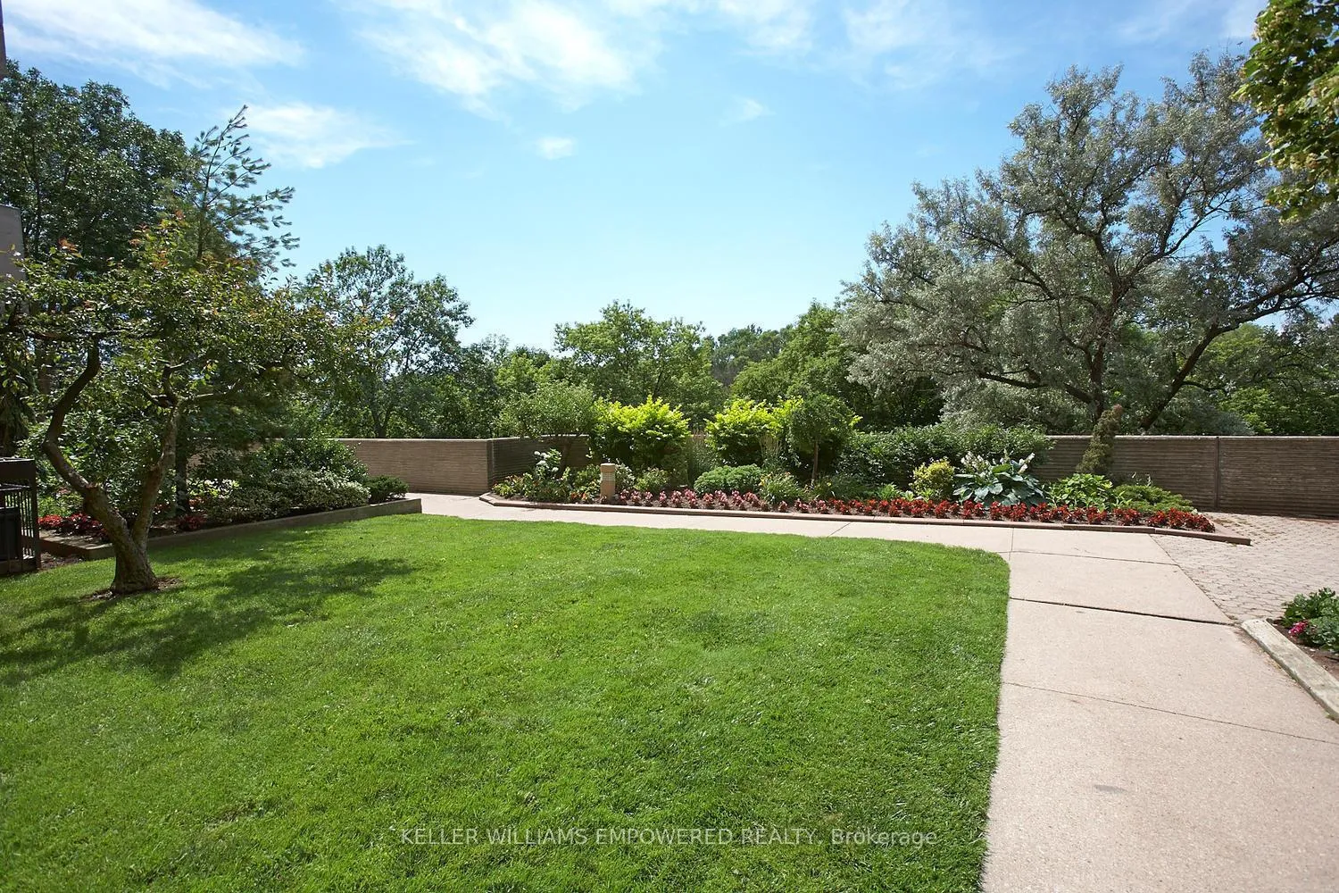 Photo 44 of Unit 2012, 260 Scarlett Road, Toronto, Rockcliffe-Smythe — HOMEH