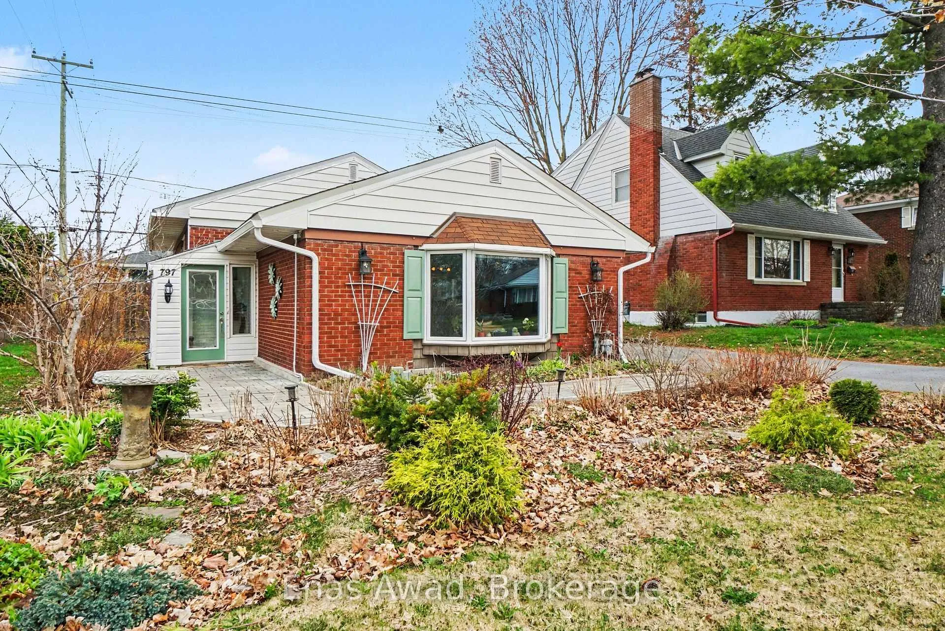 Photo 2 of 797 Hamlet Road, Ottawa, Elmvale Acres — HOMEH