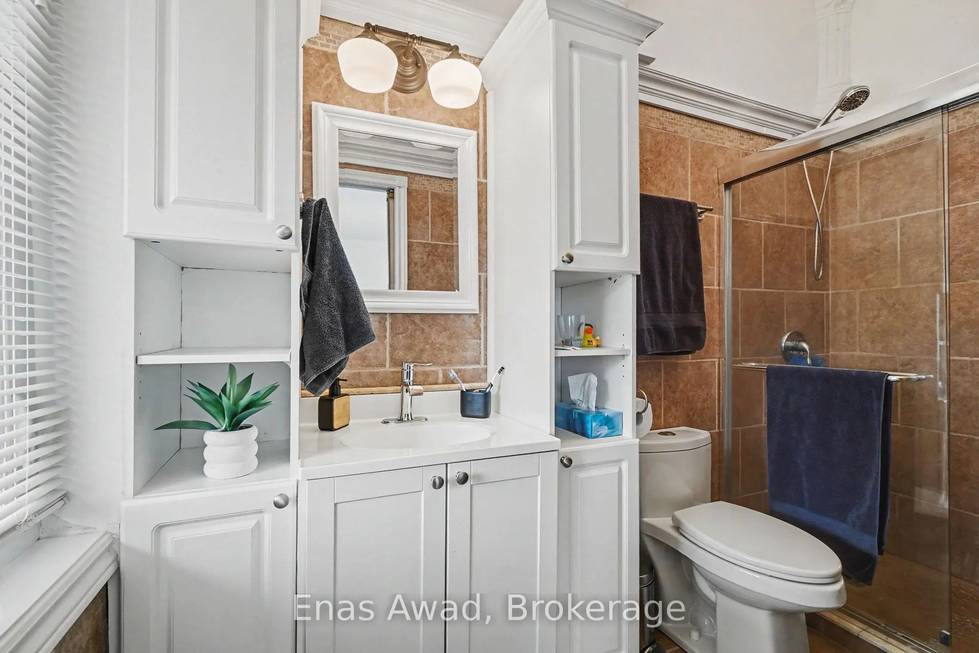 Photo 6 of 797 Hamlet Road, Ottawa, Elmvale Acres — HOMEH