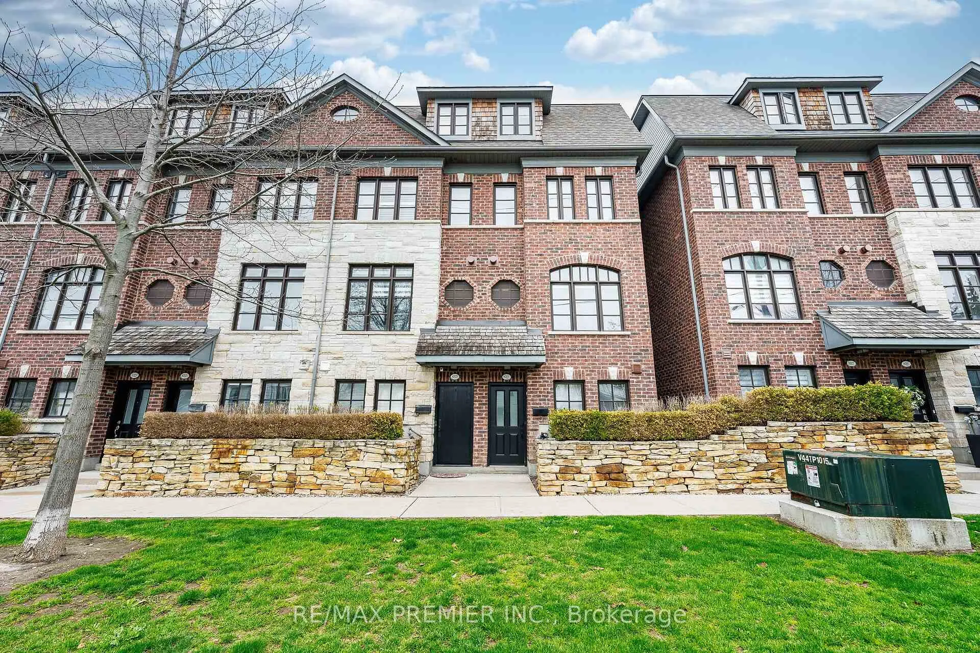 Front of Unit 16, 8321 Kipling Avenue