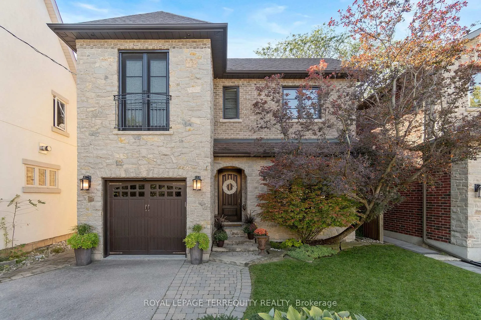 Photo 1 of 12 Elliott Avenue, Etobicoke, Kingsway South — HOMEH