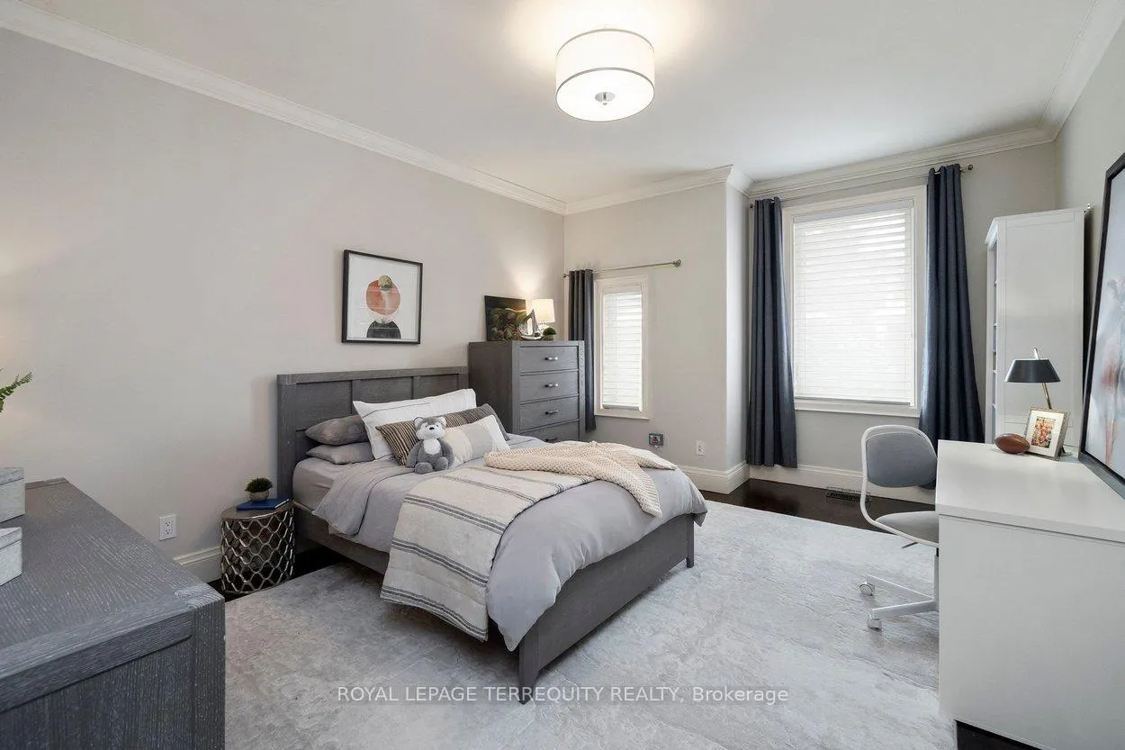 Photo 25 of 12 Elliott Avenue, Etobicoke, Kingsway South — HOMEH