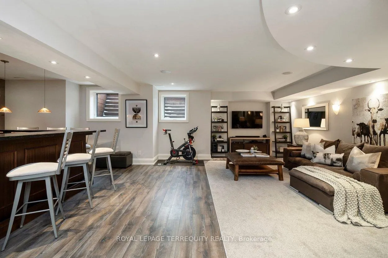 Photo 31 of 12 Elliott Avenue, Etobicoke, Kingsway South — HOMEH