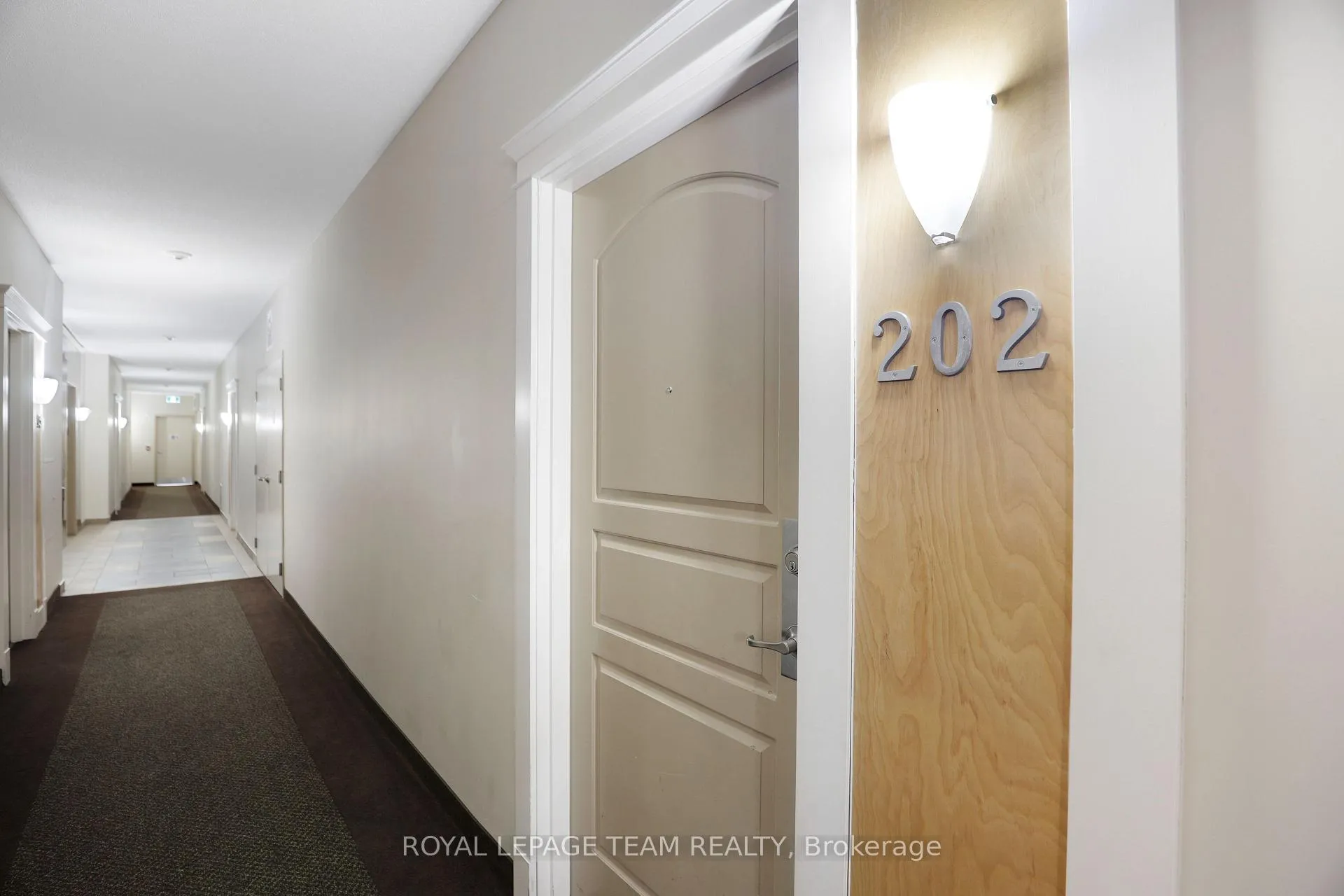 Photo 6 of Unit 202, 100 Roger Guindon Avenue, Ottawa, Riverview Park — HOMEH