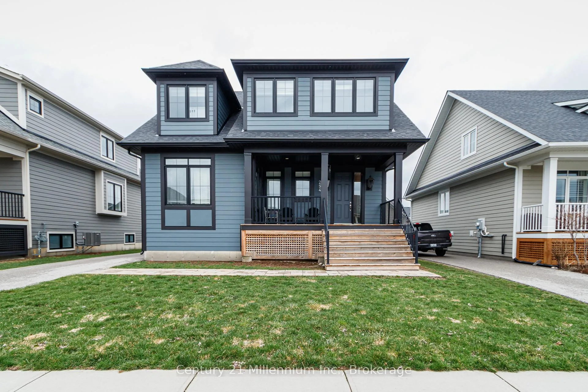Photo 1 of 294 Yellow Birch Crescent, Blue Mountains — HOMEH