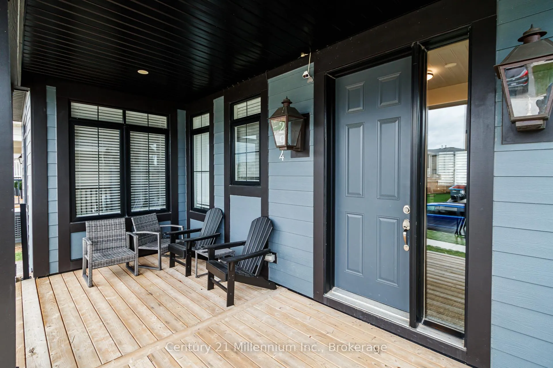 Photo 3 of 294 Yellow Birch Crescent, Blue Mountains — HOMEH