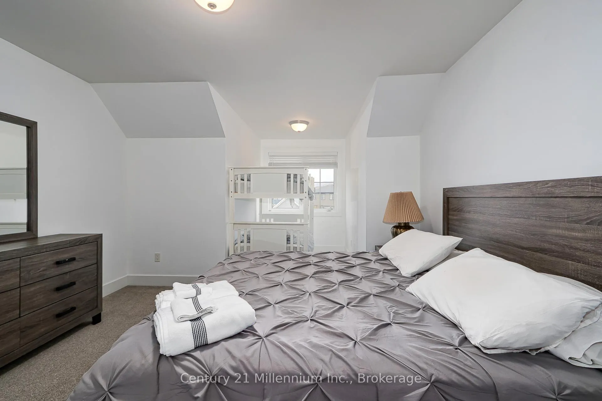 Photo 26 of 294 Yellow Birch Crescent, Blue Mountains — HOMEH