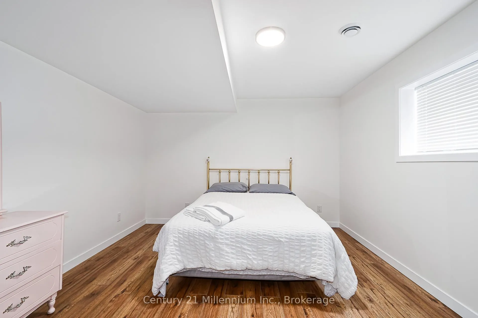 Photo 45 of 294 Yellow Birch Crescent, Blue Mountains — HOMEH
