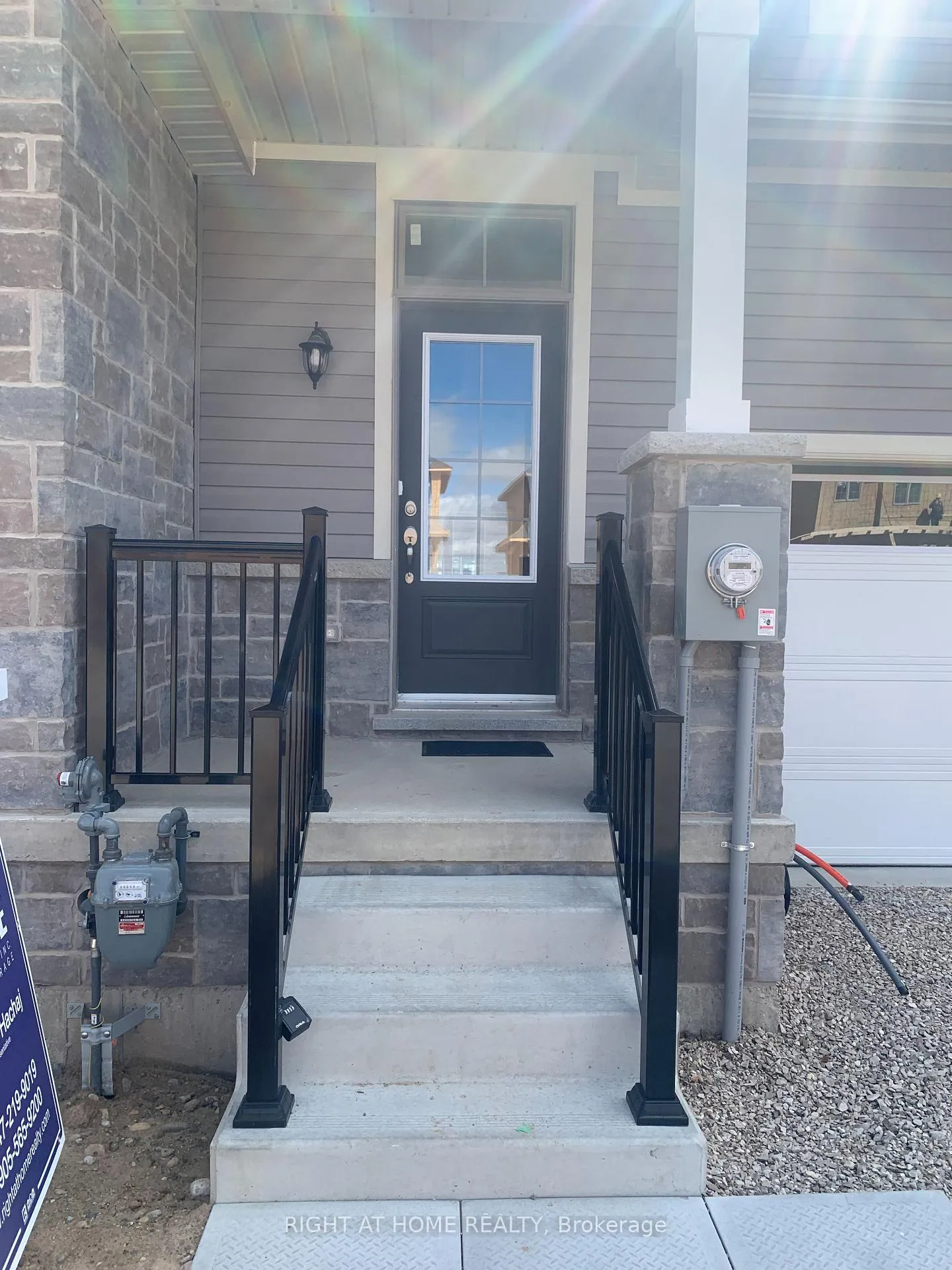 Photo 2 of 9 Mackenzie Street, Southgate — HOMEH