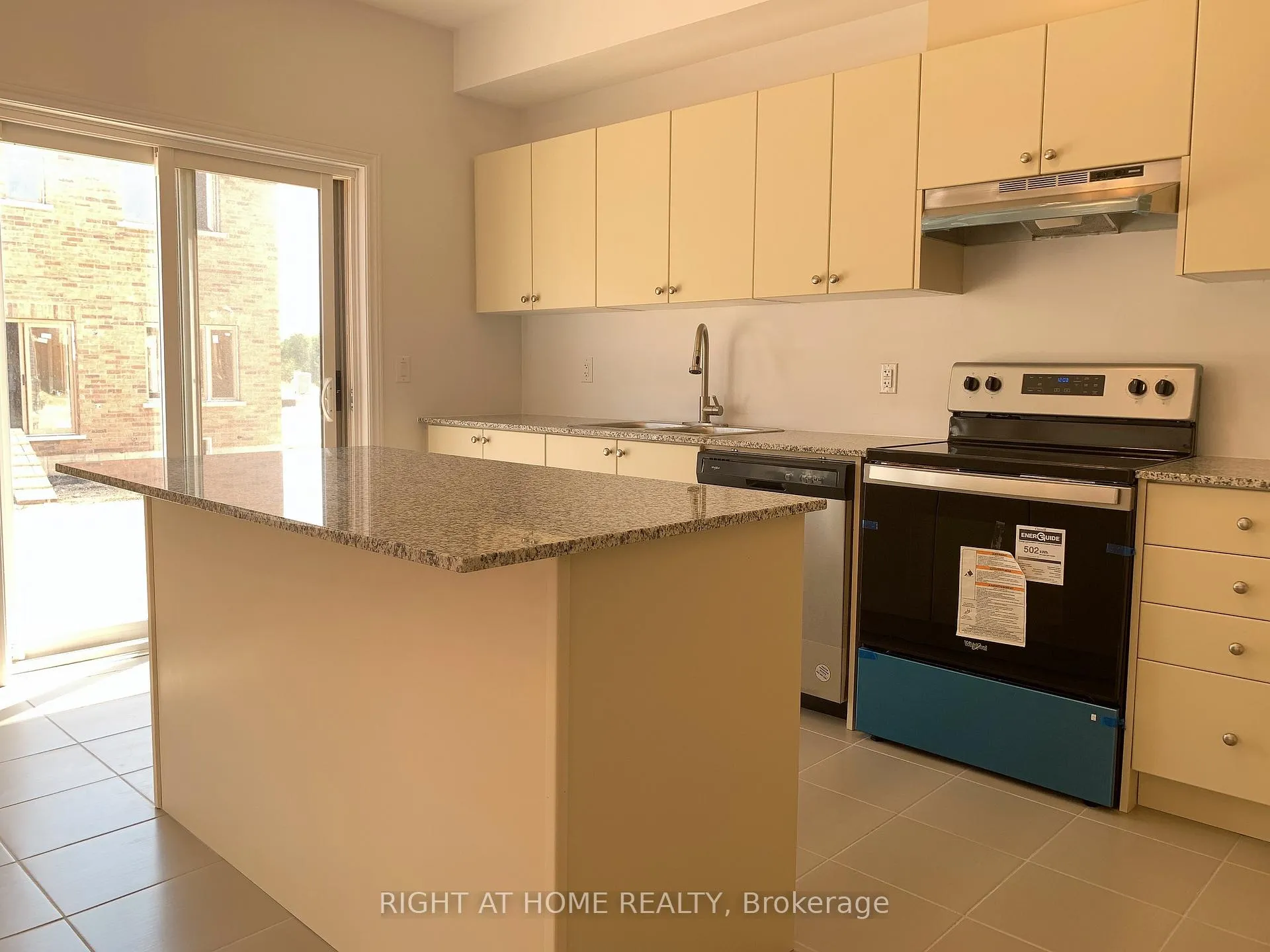 Photo 7 of 9 Mackenzie Street, Southgate — HOMEH