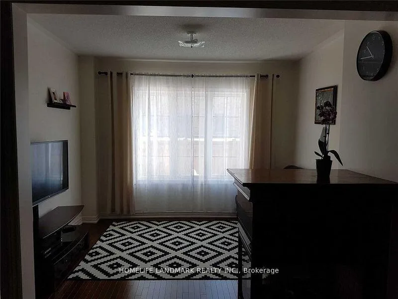 Photo 4 of 114 Alexie Way, Vaughan, Vellore Village — HOMEH