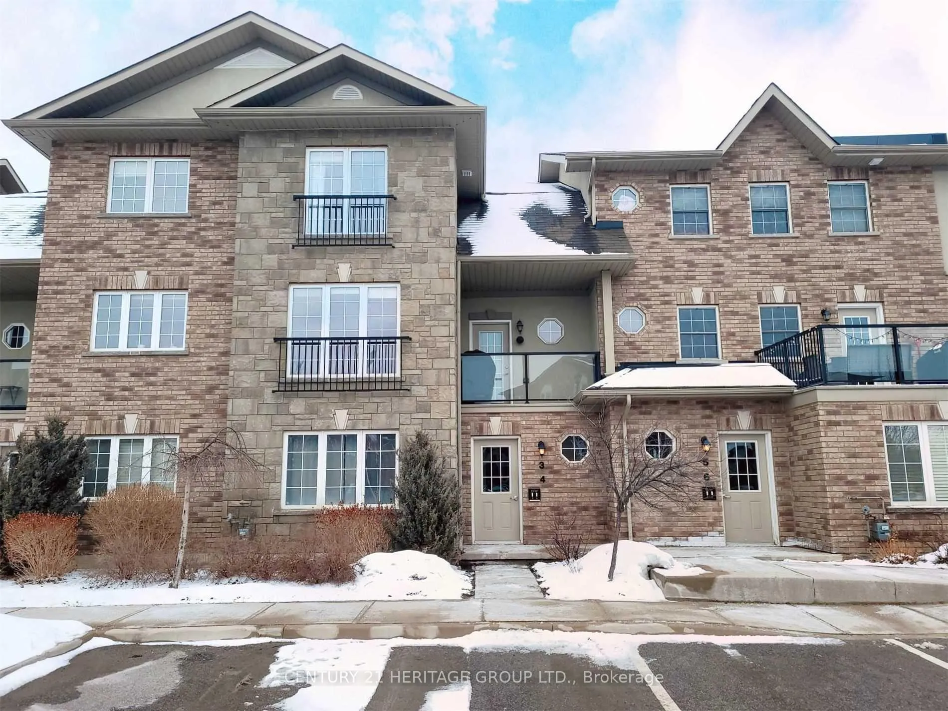 Photo 1 of Unit 4, 53 Ferndale Drive S, Barrie, Ardagh — HOMEH