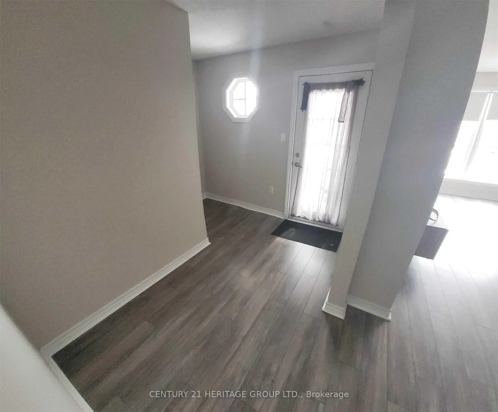 Photo 13 of Unit 4, 53 Ferndale Drive S, Barrie, Ardagh — HOMEH